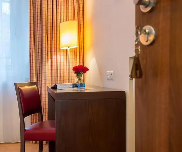Le Hotel Vincennes