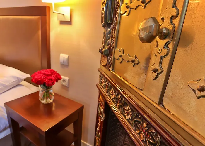 Le Home Hotel Vincennes