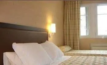 Le Hotel